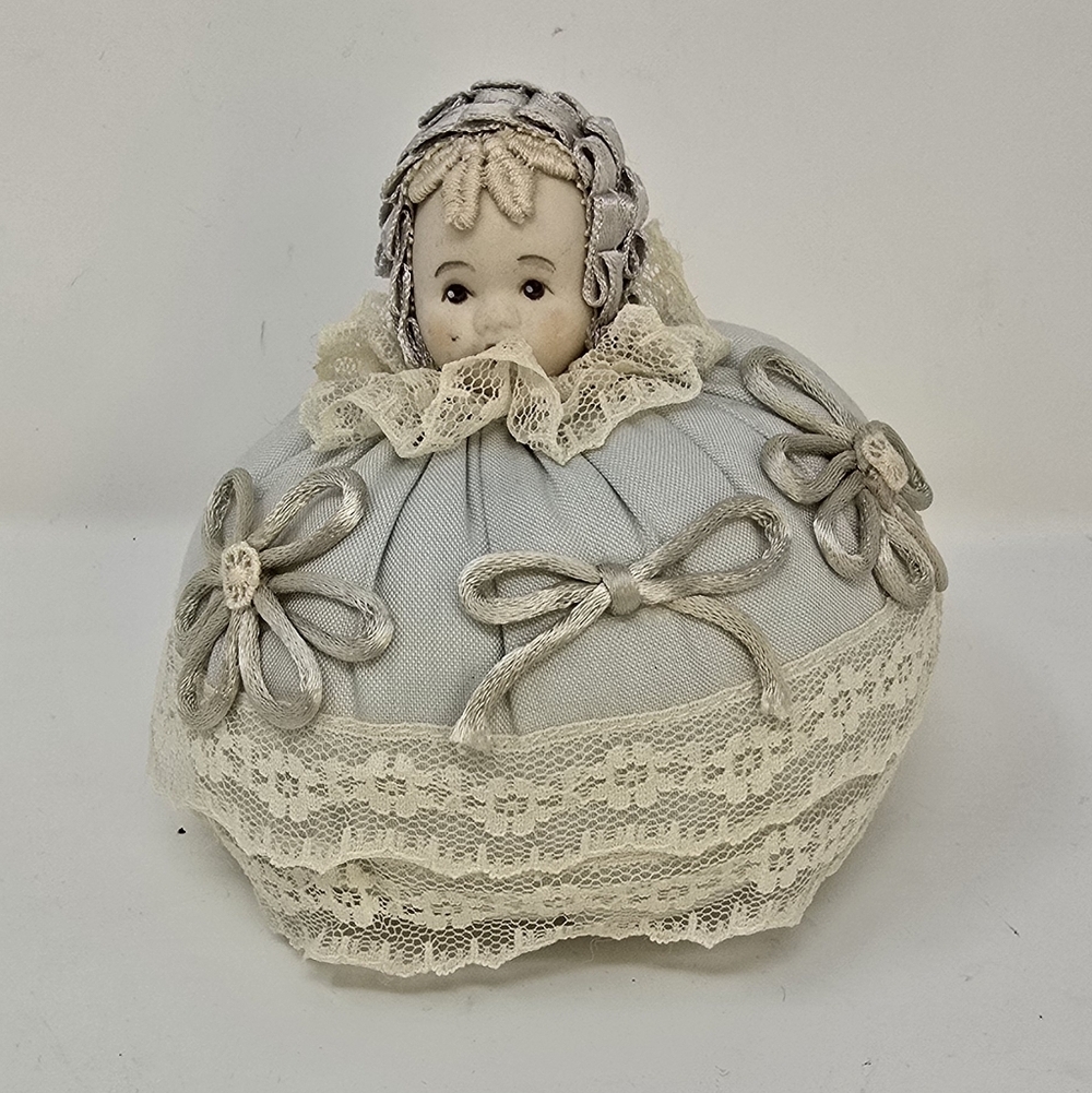 Vtg little girl antique half doll porcelain germany pincushion - Picture 2 of 8